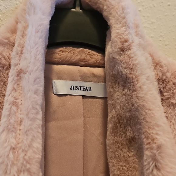 JustFab Blush Teddy Jacket - Picture 3 of 9
